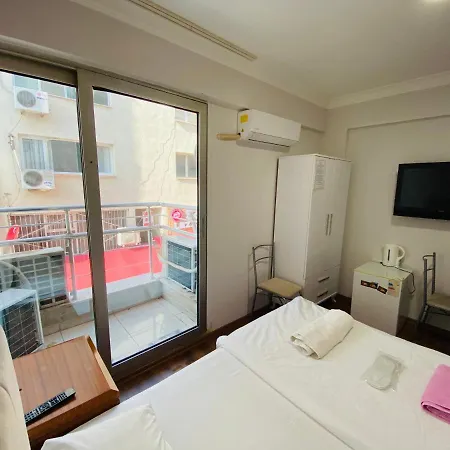 1460 Alsancak Pensionat *