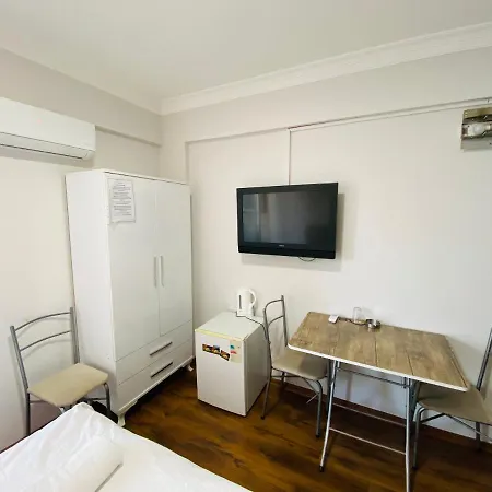 Pensionat 1460 Alsancak *